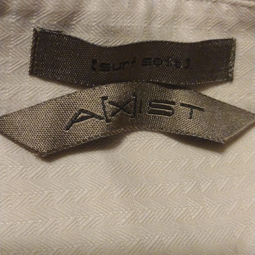 Axist Men's Beige Button-Down Shirt - Picture 2 of 6